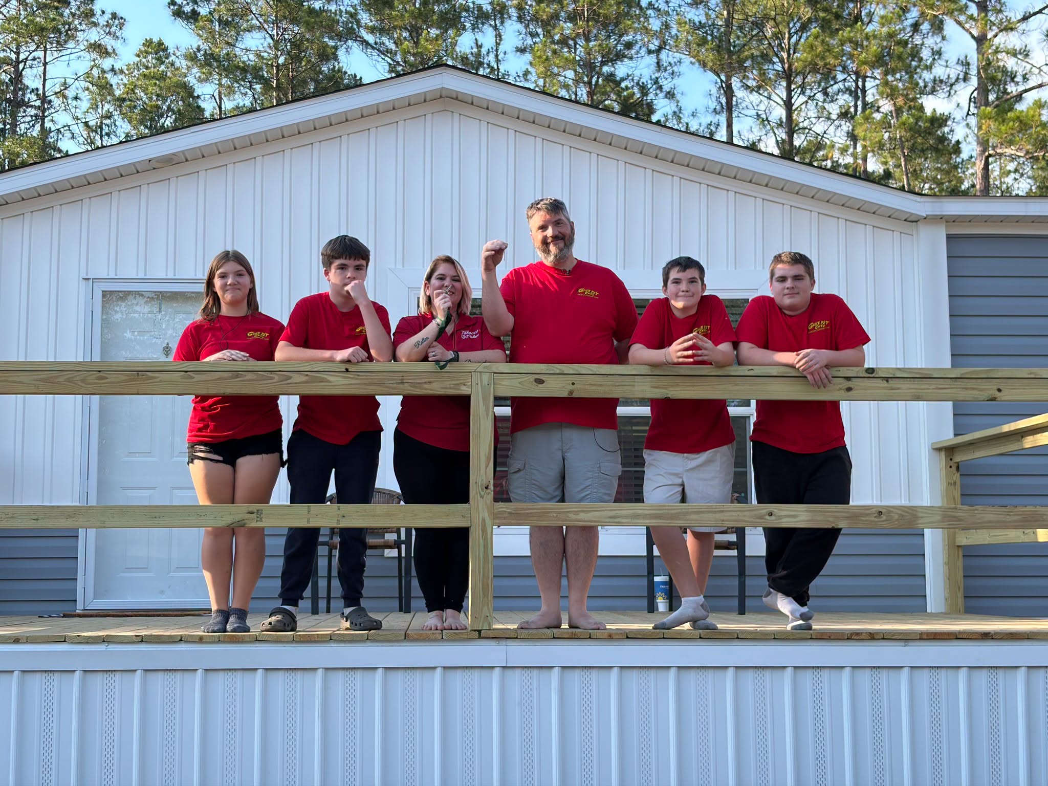 GOD’S PIT CREW PROVIDES NEW HOME TO GEORGIA FAMILY DEVASTATED BY WILDFIRE